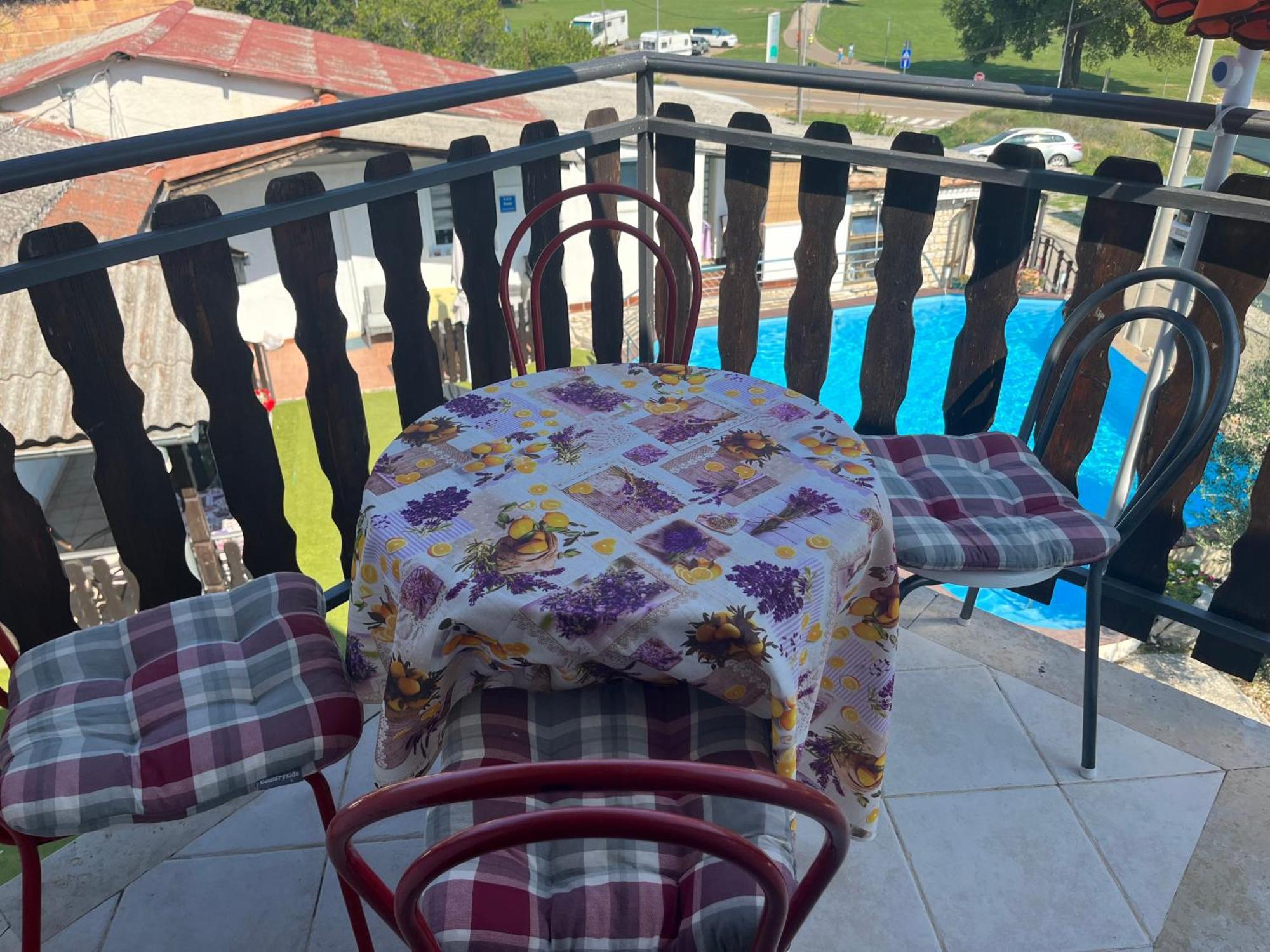 Apartmani Milokanovic Funtana Bagian luar foto