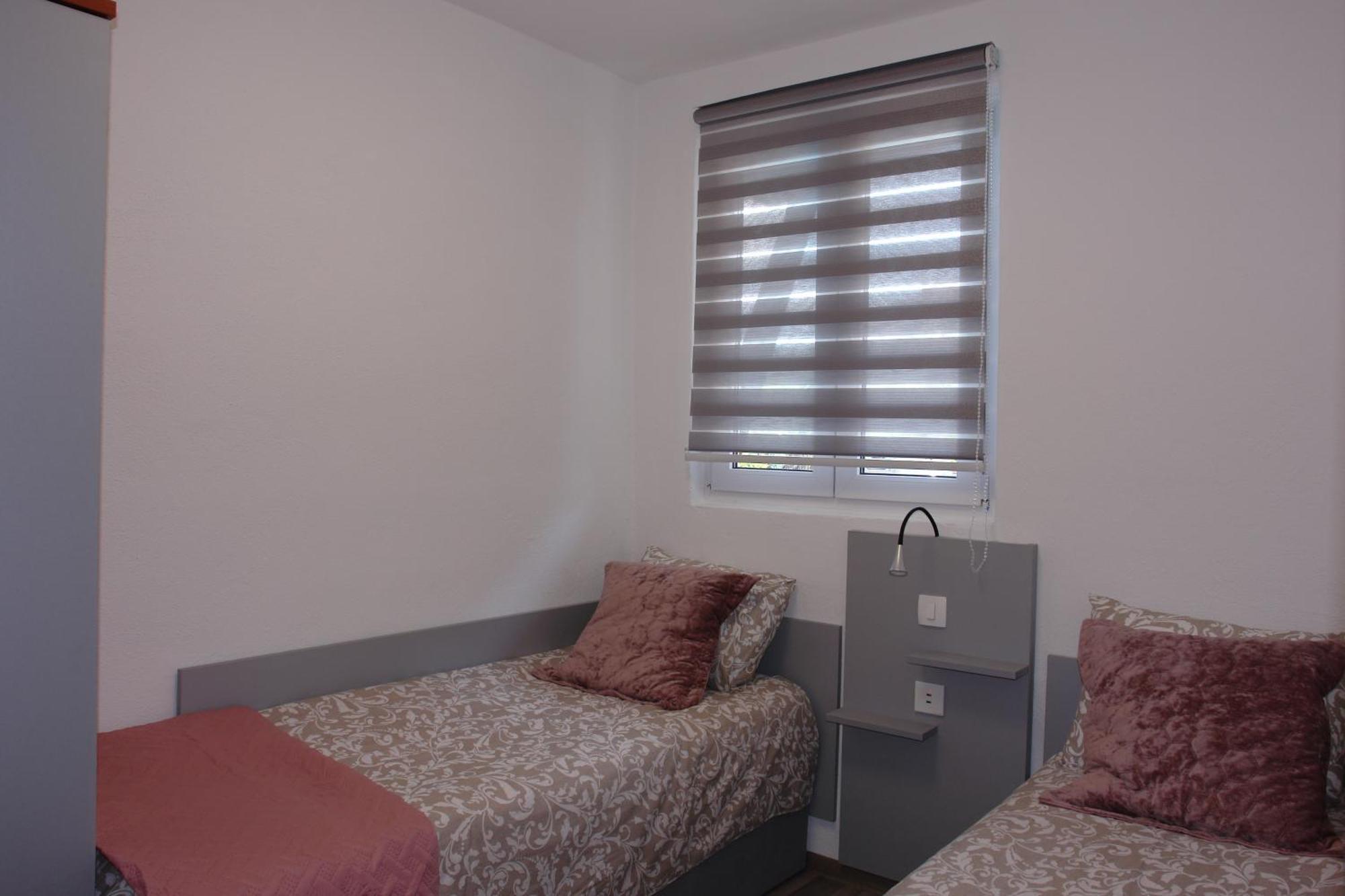 Apartmani Milokanovic Funtana Bagian luar foto