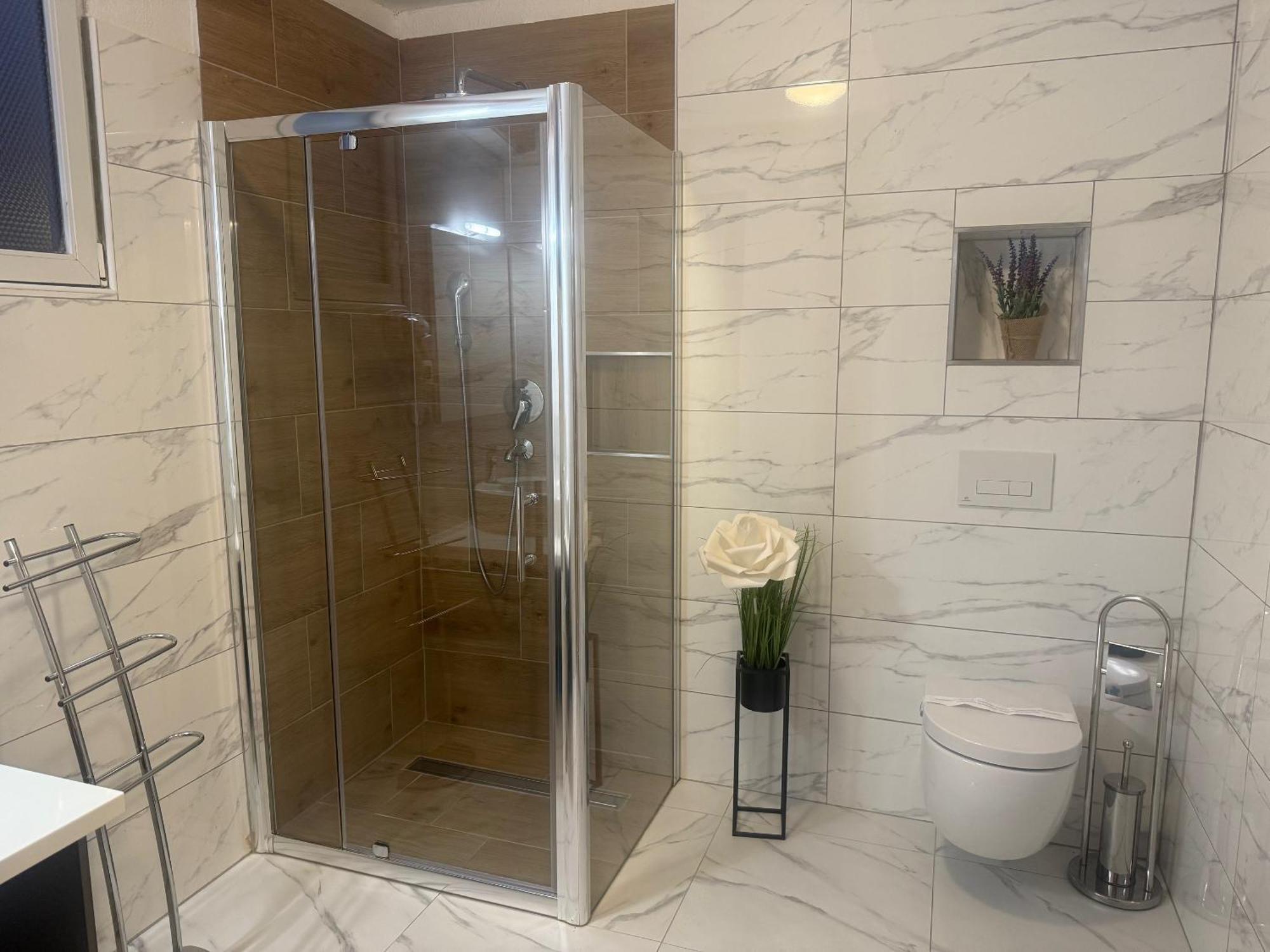 Apartmani Milokanovic Funtana Bagian luar foto
