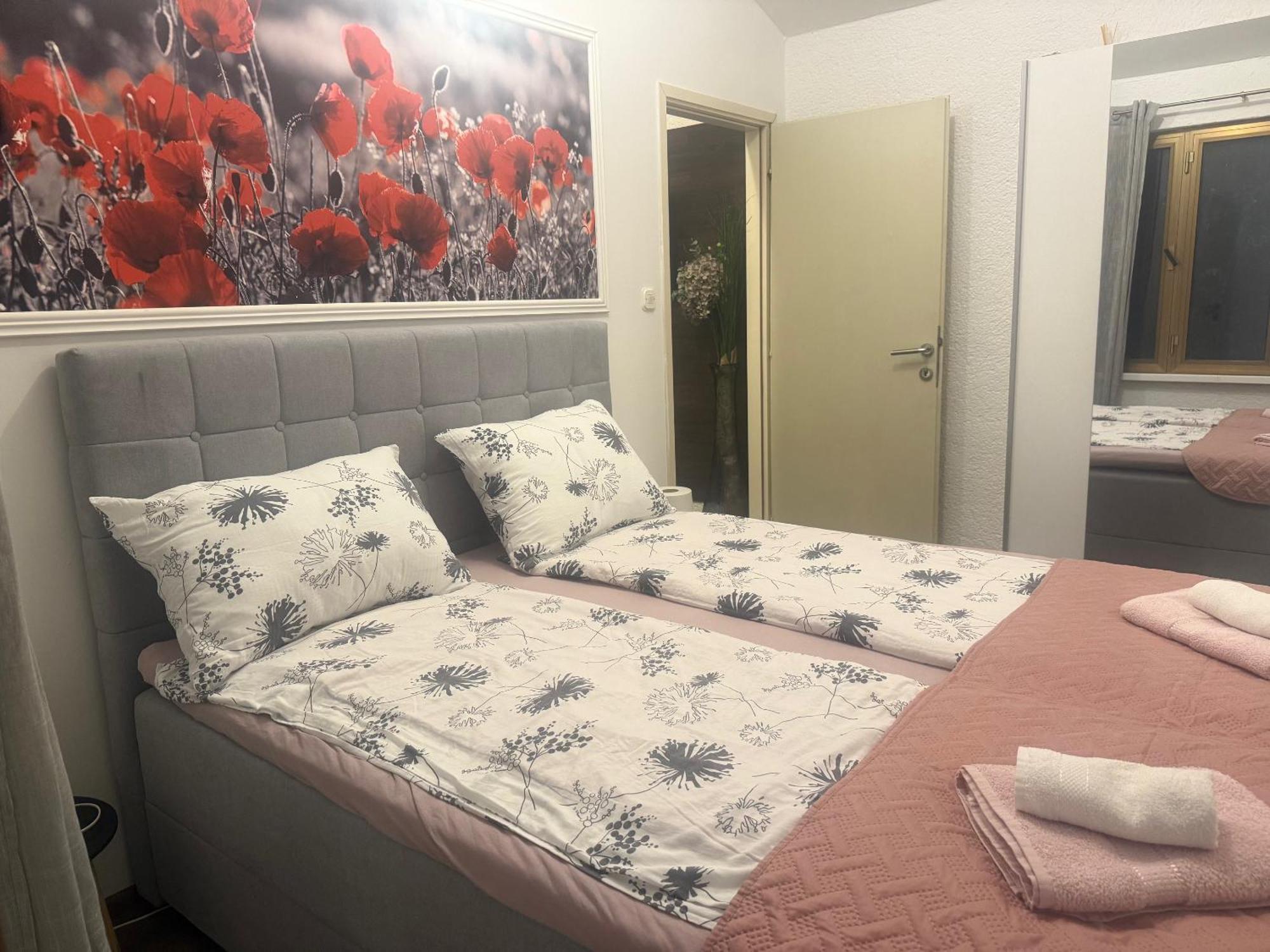 Apartmani Milokanovic Funtana Bagian luar foto